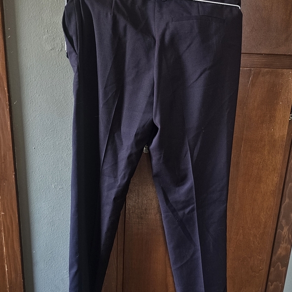 Boss Pants- %100 Fine Wool- trousers- Size 4 - Picture 14 of 14